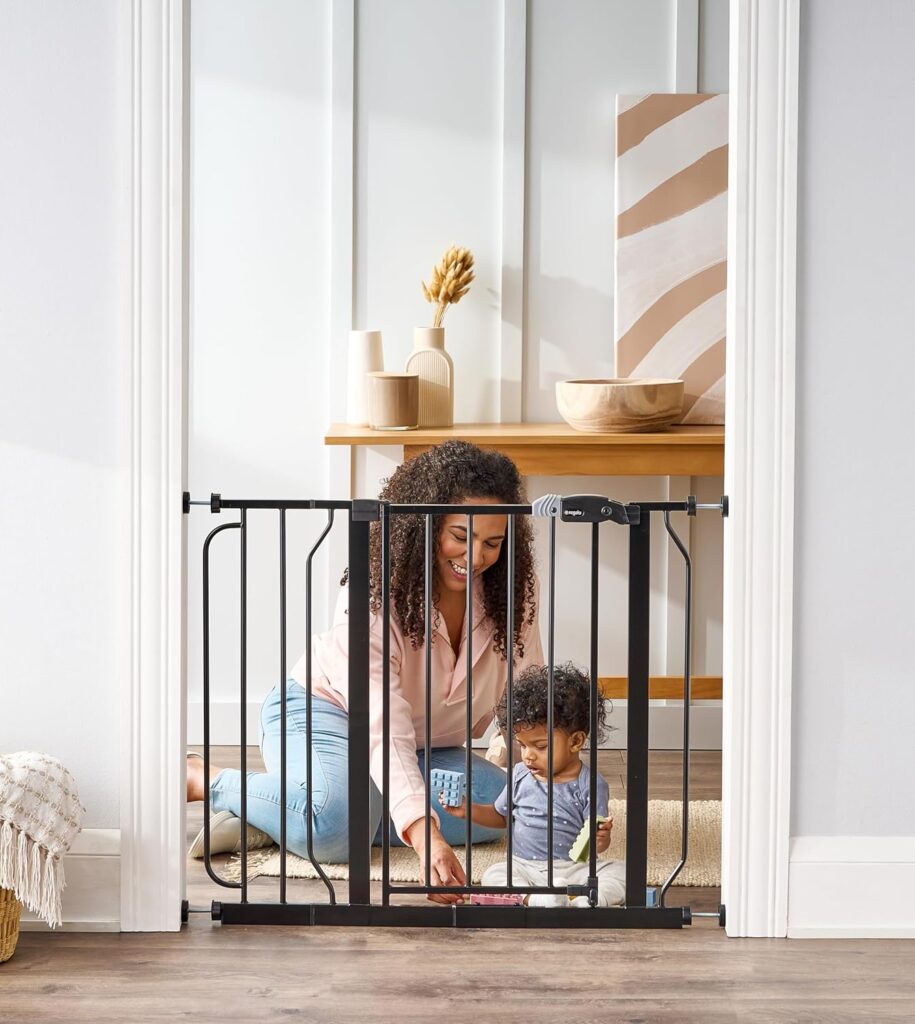 Regalo Easy Step 38.5-Inch Extra Wide Walk-Through Baby Gate