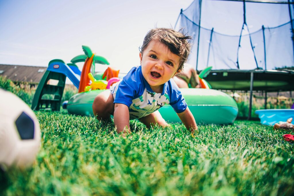 setting-up-a-playpen-as-a-playroom-for-baby-1024x683.jpg